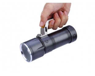 Ручной светодиодный аккумуляторный фонарь с зумом (ZOOM) 2 аккумулятора 18650 Металлический корпус Зарядка от сети